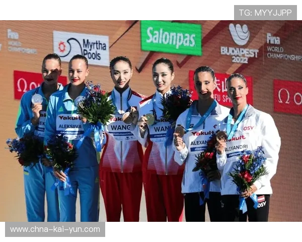 举重界首个双胞胎组合全国夺冠