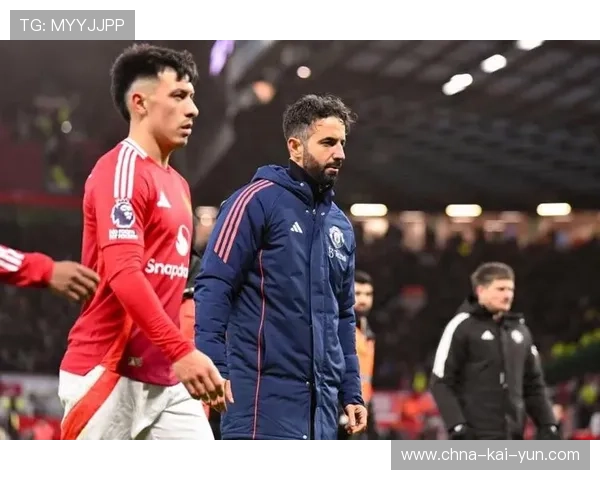 曼联内部风暴：高层或在冬窗彻底清洗阵容